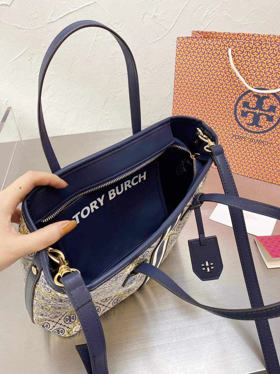 Top grade hand&amp;sling bag