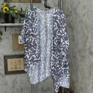 Unbranded Lightweight Batwing Sleeve Cardigan Blue / White See Measurements