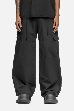 W8 CARGO BLACK