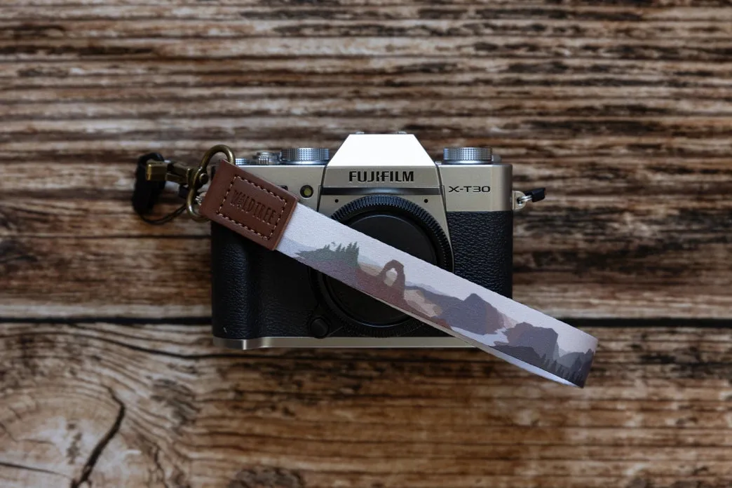 Wildtree Parks in Color Wristlet Keychain